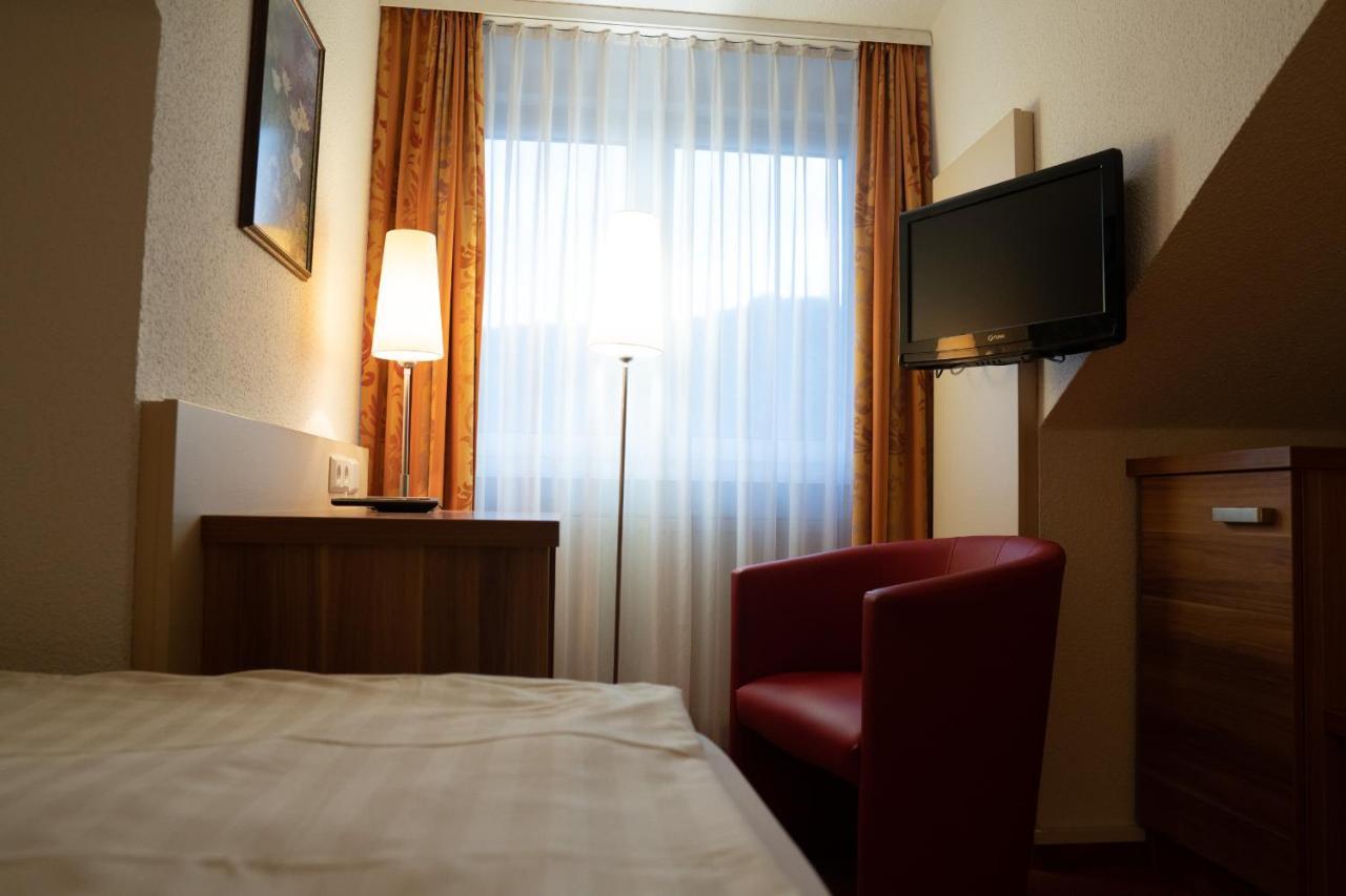Hotel Jaegerhof Бад Херсфелд Екстериор снимка